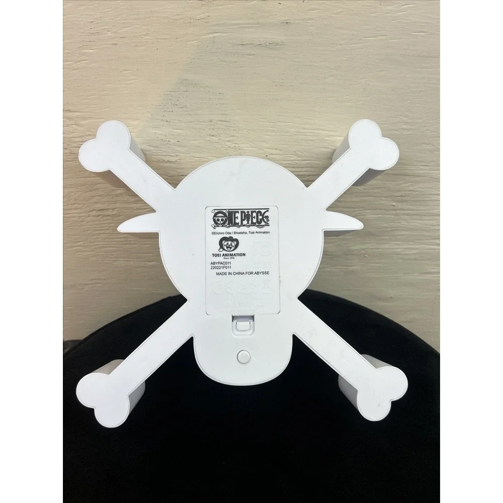 One Piece Light‎ Skeleton
